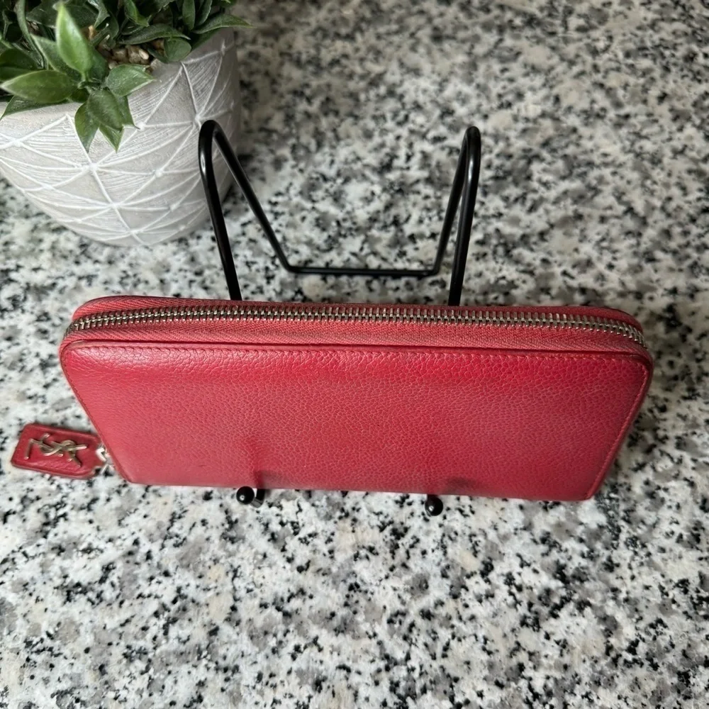 Yves Saint Laurent YSL | Gorgeous Red Leather Long Zipper Wallet - Picture 4 of 12